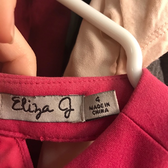 Dress - Picture 3 of 3